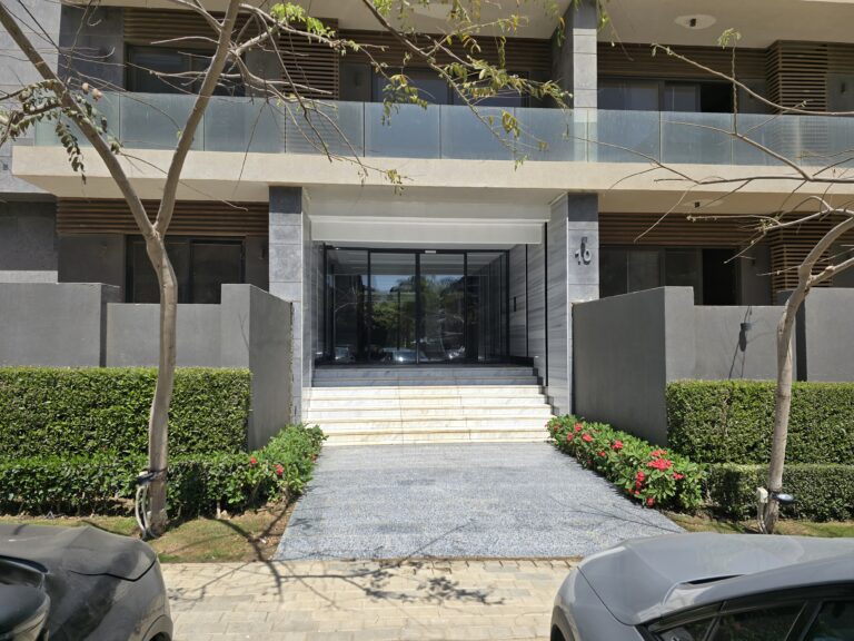 Building entrance at El Patio Oro, New Cairo
