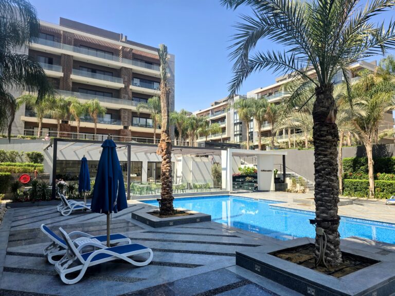 Clubhouse and swimming pool at El Patio Oro, New Cairo