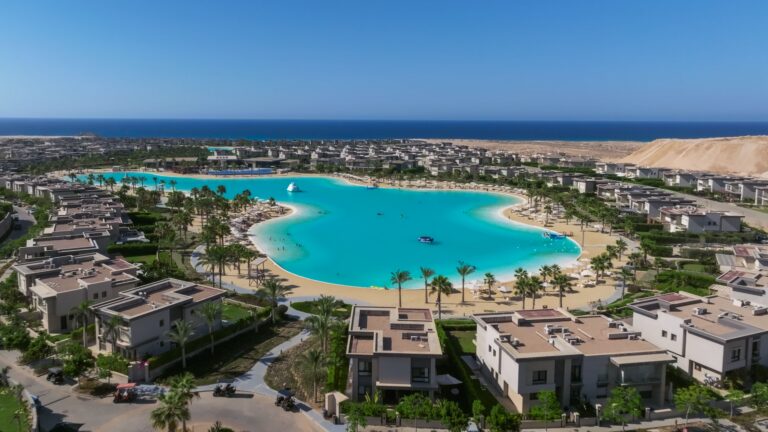 Swan Lake Ras El Hekma - الساحل الشمالي - صور من المطور