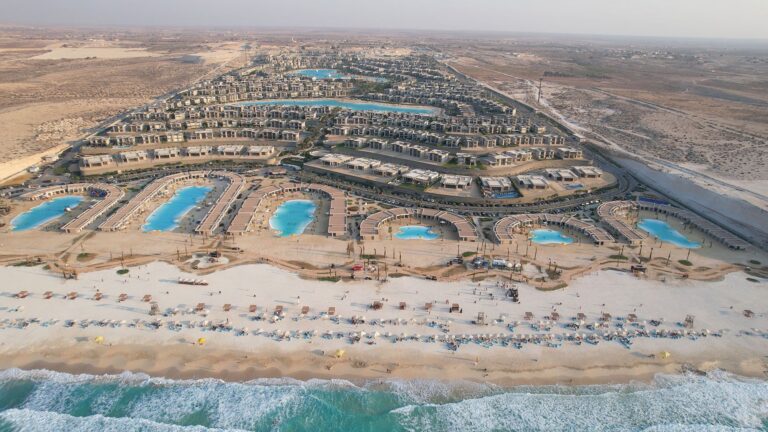 Swan Lake Ras El Hekma - الساحل الشمالي - صور من المطور